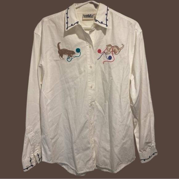 Northern Reflections Tops - Vintage Northern Reflections Embroidered Cat Button-Down Shirt L